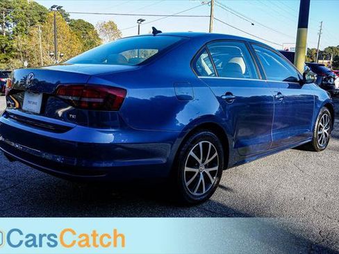 Used 2018 Volkswagen Jetta SE image 15