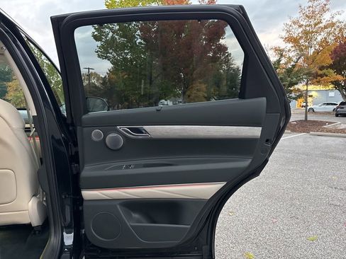 Used 2025 Genesis GV80 3.5T Advanced image 34