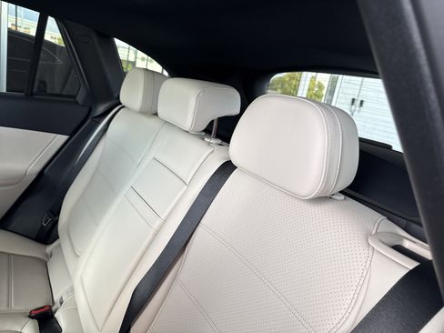 New 2026 Mercedes-Benz GLC 350e 4MATIC image 29