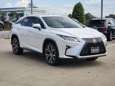 Used 2019 Lexus RX 350 FWD w/ Navigation Package image 3