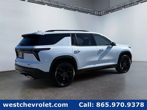 New 2026 Chevrolet Traverse RS w/ LPO, Floor Liner Package image 3