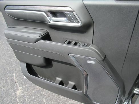 New 2025 Chevrolet Silverado 1500 LTZ image 27