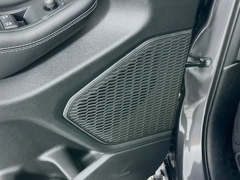 New 2025 Jeep Grand Cherokee Limited image 24