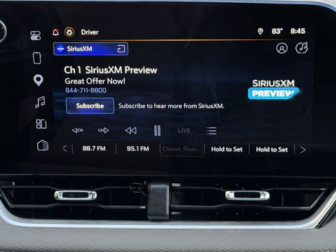 Used 2026 Chevrolet Equinox LT w/ Convenience Package II AWD/4WD image 9