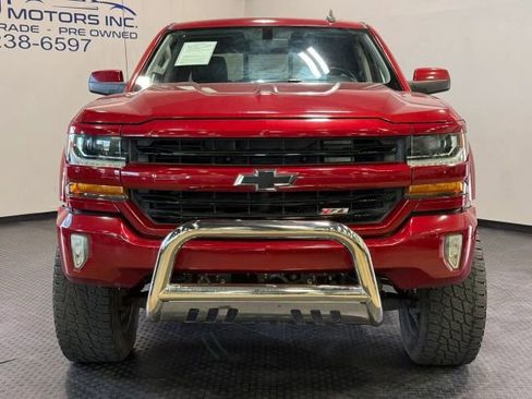 Used 2018 Chevrolet Silverado 1500 LT w/ Texas Edition image 3