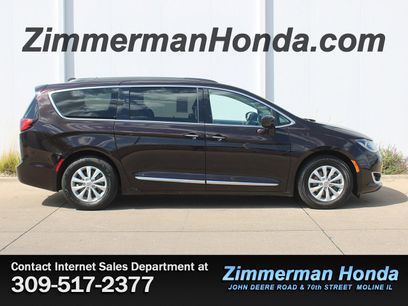 Used 2017 Chrysler Pacifica Touring-L