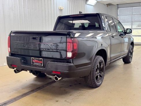 New 2026 Honda Ridgeline Black Edition image 5