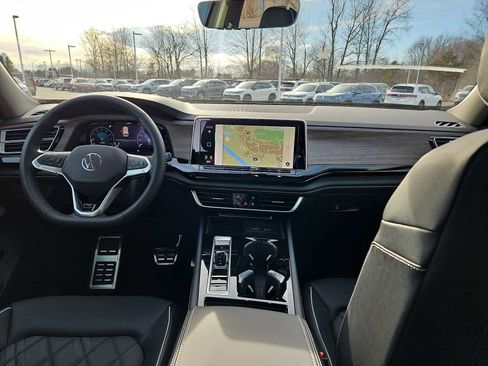 New 2026 Volkswagen Atlas SEL Premium R-Line AWD/4WD image 23