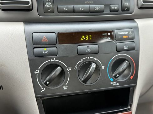 Used 2006 Toyota Corolla S FWD image 16