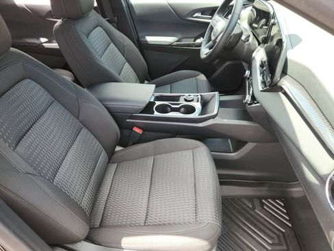 Used 2026 Chevrolet Equinox LT w/ Midnight Edition FWD image 12