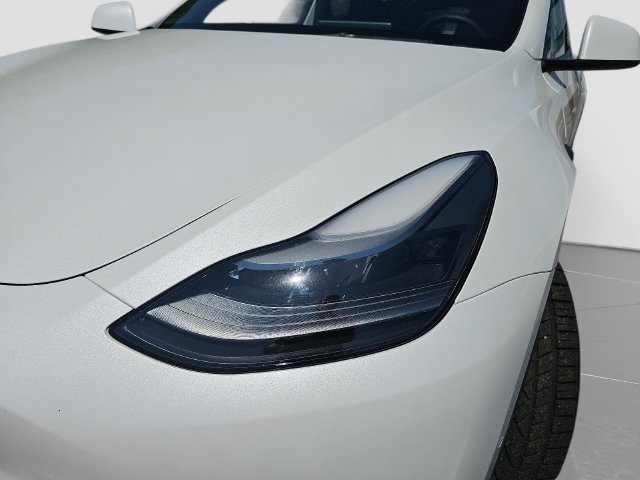 Used 2022 Tesla Model Y Performance AWD/4WD image 27