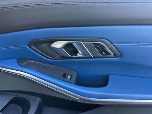 Used 2023 BMW M3 image 18