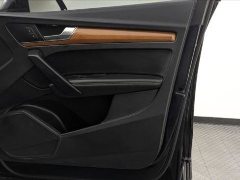 Used 2021 Audi Q5 2.0T Premium Plus image 22