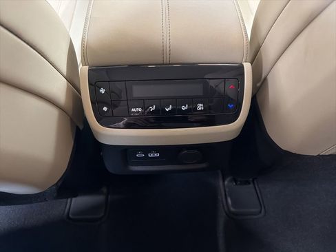 Used 2024 INFINITI QX60 Luxe w/ Vision Package image 15