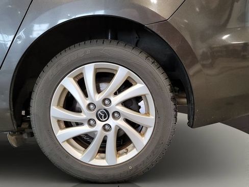 Used 2013 MAZDA MAZDA3 i Touring FWD image 31