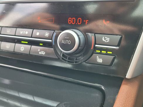 Used 2012 BMW 535i xDrive AWD/4WD image 42