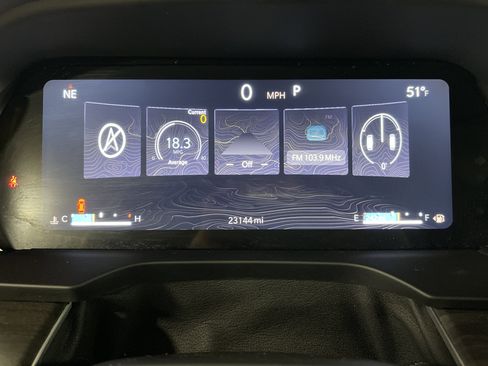 Used 2024 Jeep Grand Cherokee Limited image 21