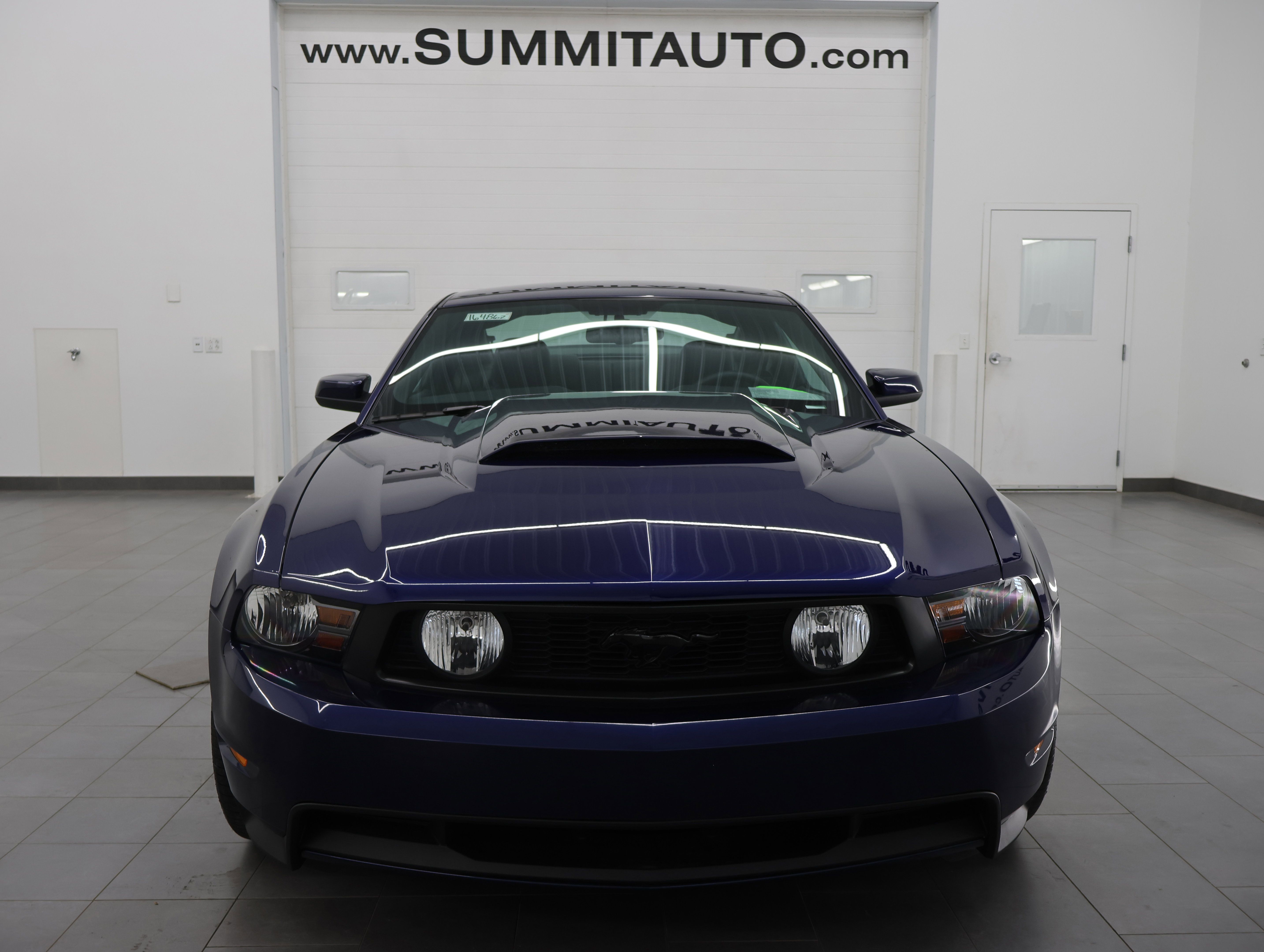Used 2010 Ford Mustang GT RWD image 20