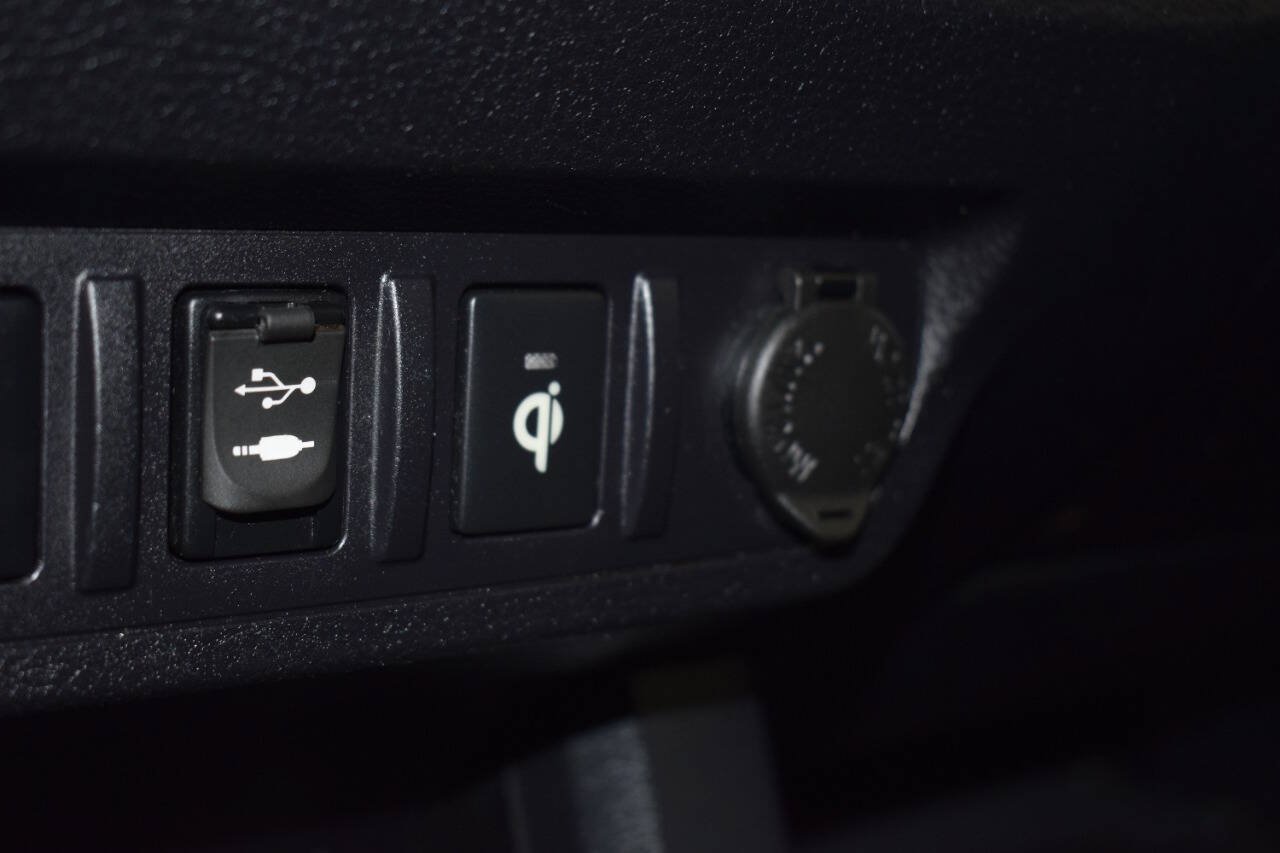 Used 2017 Toyota Tacoma TRD Pro AWD/4WD image 86