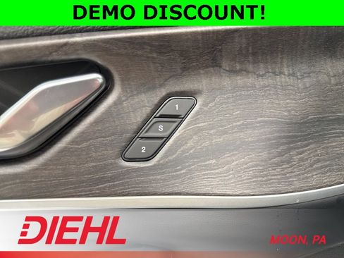 New 2025 Jeep Grand Cherokee Limited w/ Trailer Tow Package image 24