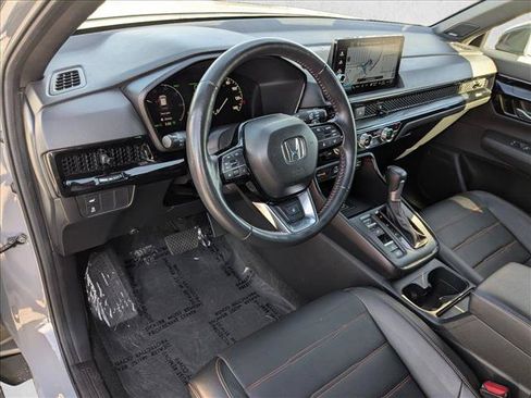 Used 2025 Honda CR-V Sport Touring image 10
