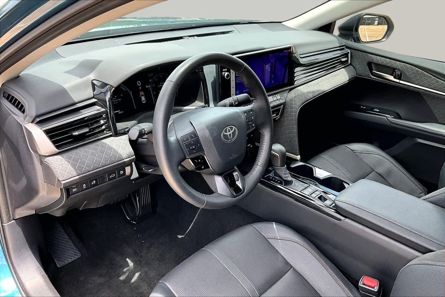 Used 2026 Toyota Camry XLE FWD image 18