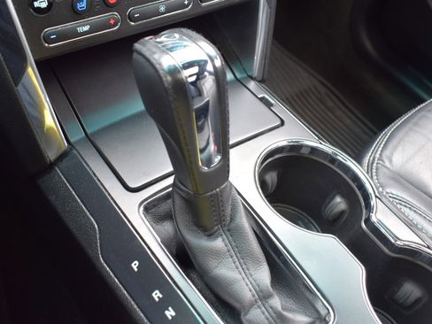 Used 2016 Ford Explorer Limited image 23