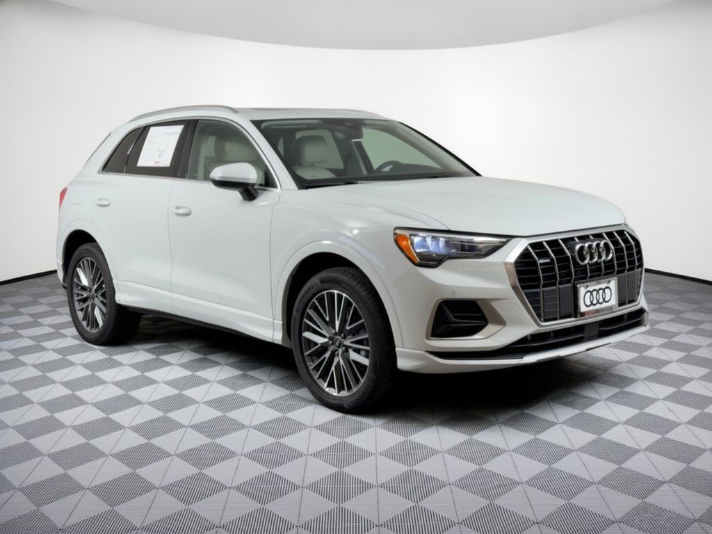 Used 2022 Audi Q3 2.0T Premium w/ Convenience Package AWD/4WD image 7