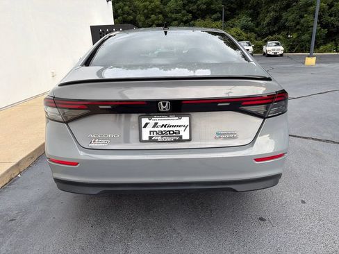 Used 2024 Honda Accord Sport image 12