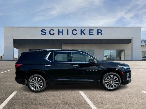 Used 2023 Chevrolet Traverse Premier w/ LPO, Floor Liner Package AWD/4WD image 2