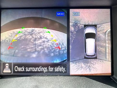 Used 2017 Nissan Pathfinder Platinum w/ Cargo Package image 28