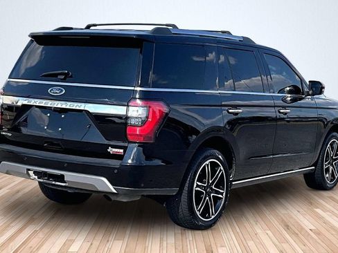 Used 2021 Ford Expedition Limited AWD/4WD image 2