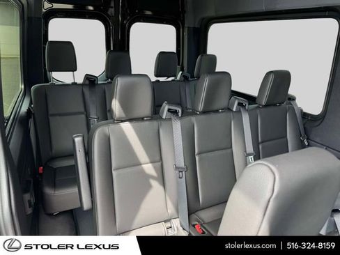 Used 2025 Mercedes-Benz Sprinter 2500 image 17