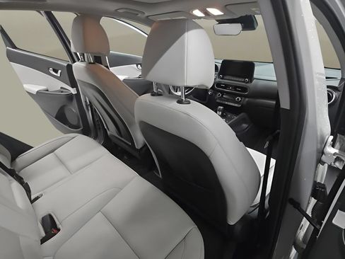 Certified 2022 Hyundai Kona Limited AWD/4WD image 22