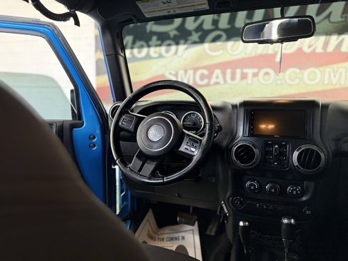 Used 2015 Jeep Wrangler Unlimited Sport w/ Quick Order Package 24S image 16