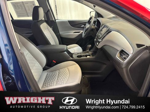 Used 2020 Chevrolet Equinox LT image 18