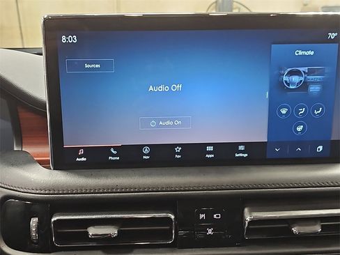 Used 2022 Lincoln Nautilus Reserve image 20