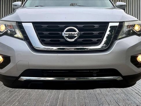 Used 2017 Nissan Pathfinder SL w/ SL Premium Package AWD/4WD image 30