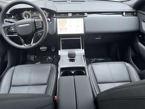 New 2026 Land Rover Range Rover Velar Dynamic SE image 16