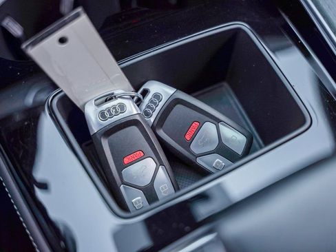 Used 2021 Audi A4 2.0T Premium Plus w/ Premium Plus Package image 35