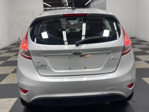 Used 2018 Ford Fiesta SE FWD image 16