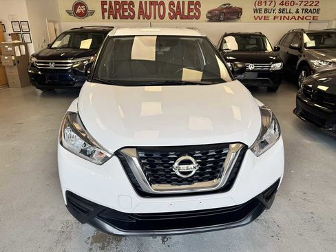 Used 2019 Nissan Kicks S w/ Interior Electronics Package image 12