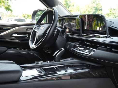 Used 2023 Cadillac Escalade V w/ LPO, ONYX Package AWD/4WD image 39