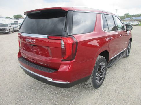 New 2026 GMC Yukon Elevation w/ Elevation Premium Package AWD/4WD image 4