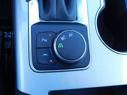 Used 2024 Chevrolet Blazer LT w/ Convenience Package FWD image 33