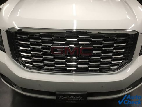 Used 2019 GMC Yukon Denali image 18