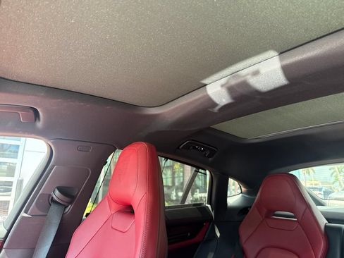Used 2025 Porsche Panamera RWD image 11
