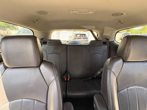 Used 2017 Buick Enclave Leather FWD image 30