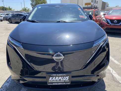 Used 2023 Nissan Ariya FWD image 3