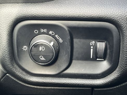 Used 2023 RAM 1500 Big Horn w/ Trailer Tow Group image 17